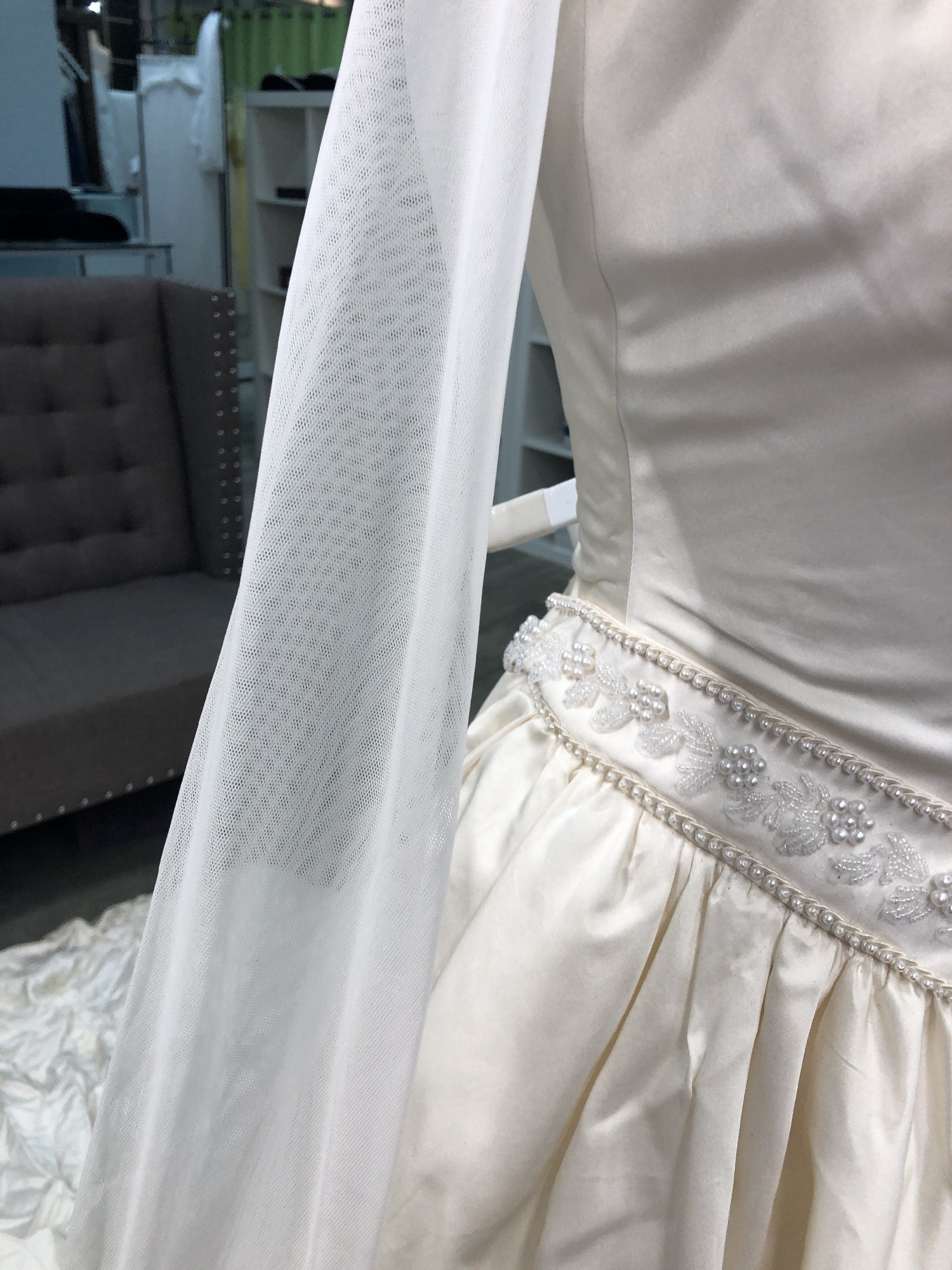 Alfred Angelo, SILK Vintage Choker High Neck Long Sleeve Basque W Sample Wedding Dress Save 93% - Stillwhite Alfred Angelo, SILK Vintage Choker High Neck Long Sleeve Basque W Sample Wedding Dress Save 93% - Stillwhite