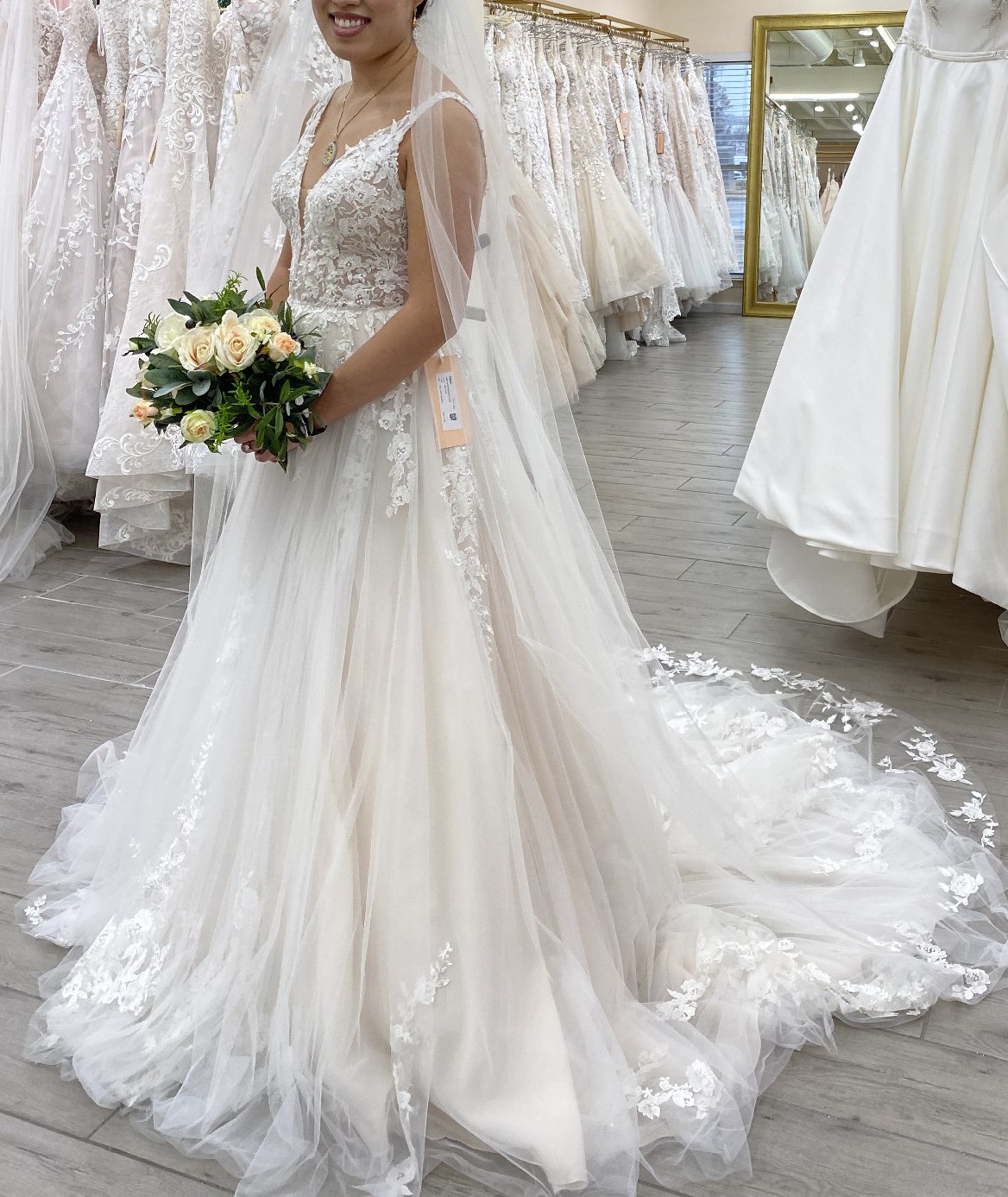 Stella York 7194 Wedding Dress Save 45% - Stillwhite