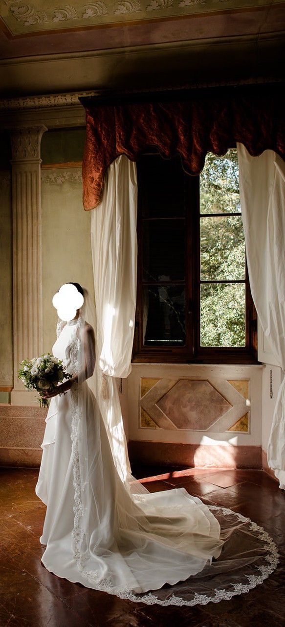 Riki Dalal, Emanuel, Amor Collection Second Hand Wedding Dress