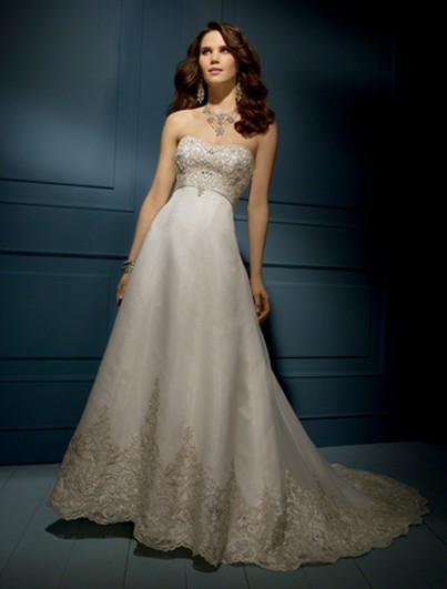 Alfred Angelo, Sapphire Collection Style # 848 Used Wedding Dress Save 78%  - Stillwhite