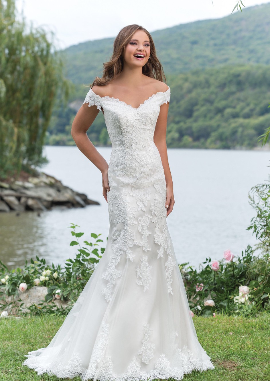 Sweetheart Gowns Sample Wedding Dress Save 58% - Stillwhite
