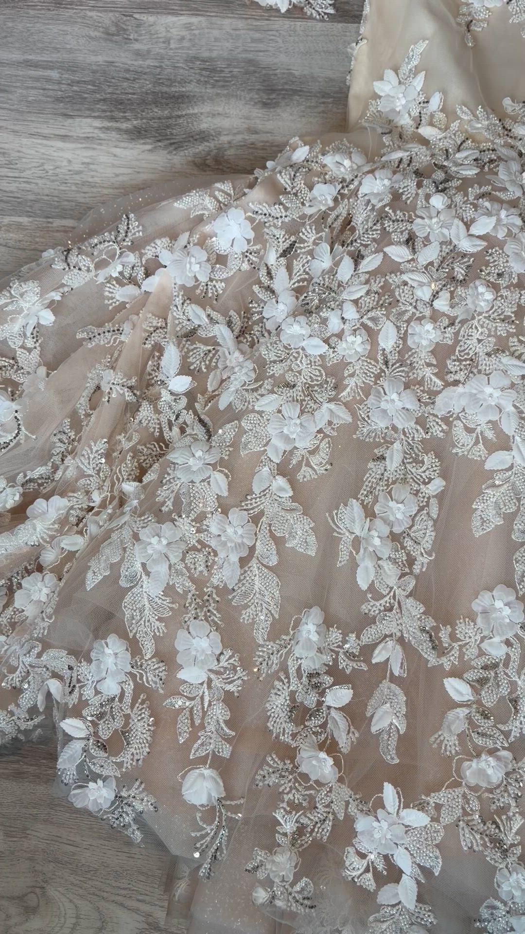 Galia Lahav, Nadia