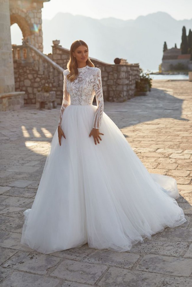 Milla Nova Carmen Wedding Dress Save 38% - Stillwhite
