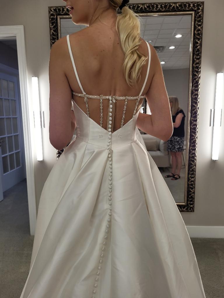 Stella York 7711 Wedding Dress