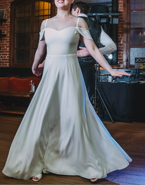 Reformation, Poppy Preowned Wedding Dress Save 58% - Stillwhite