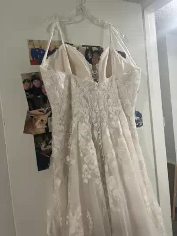 Allure Bridals, A1102