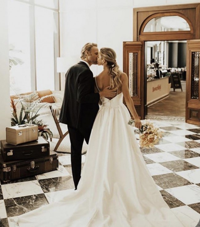 going out dress shops