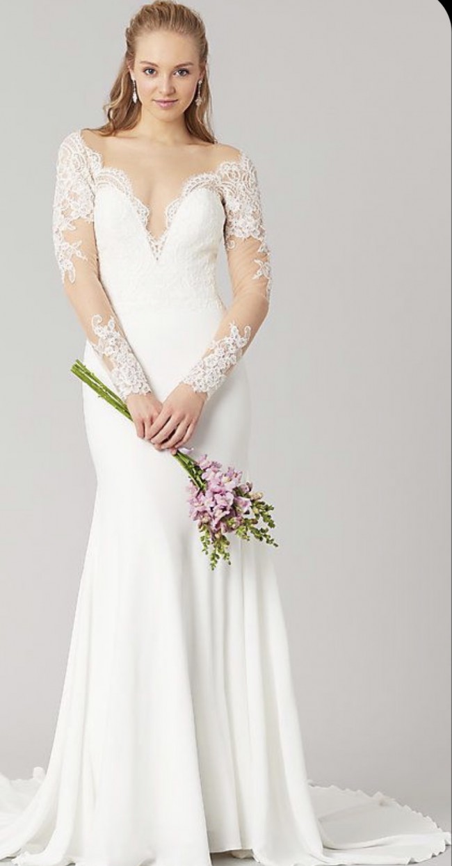 Kleinfeld Faith: Long-Sleeve Wedding Dress