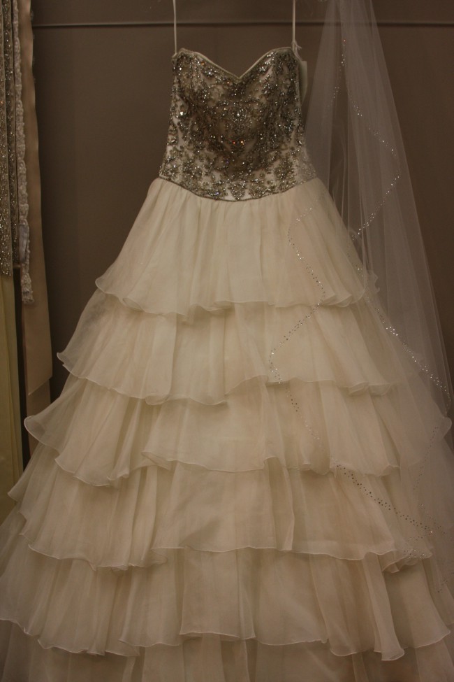 Badgley Mischka Sandali Con Tacco Plateau Donna: Comodità E Lusso Per Le Tue Serate Speciali!