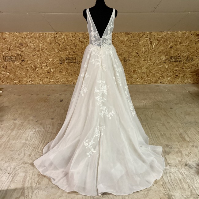 Blue By Enzoani Keagan Sample Wedding 