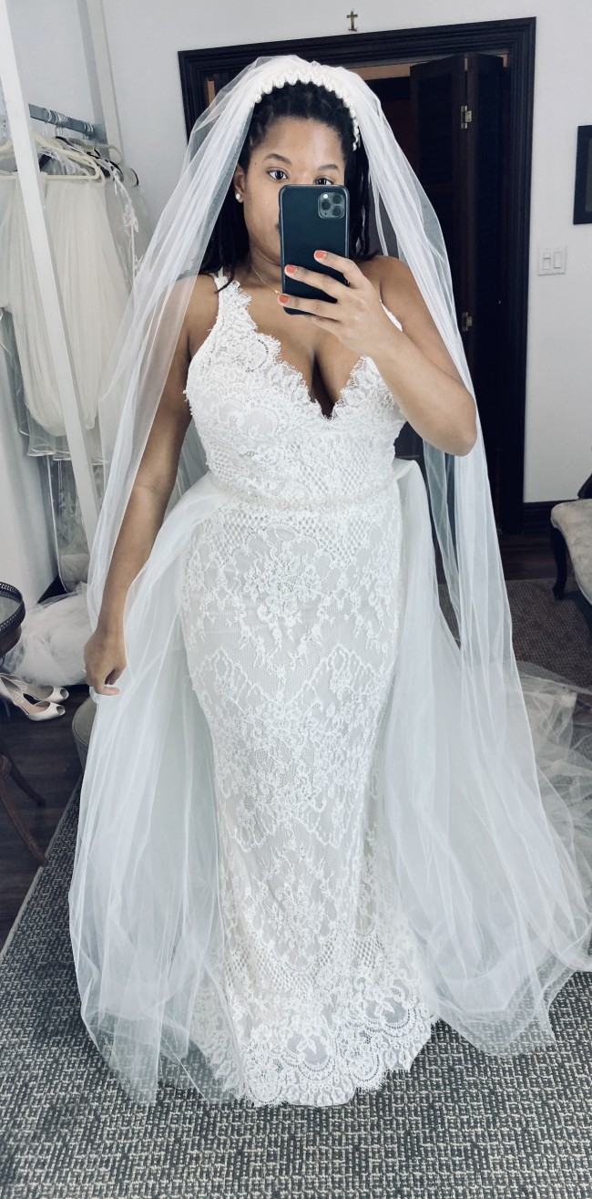 Lazaro Emmeline