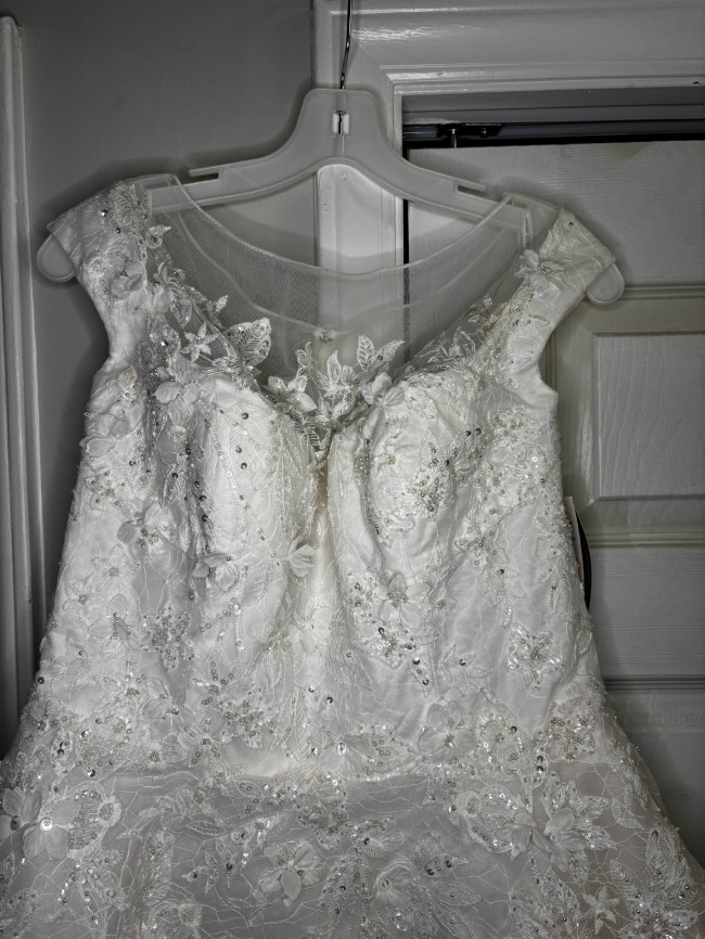 Oleg Cassini New Wedding Dress Save Stillwhite