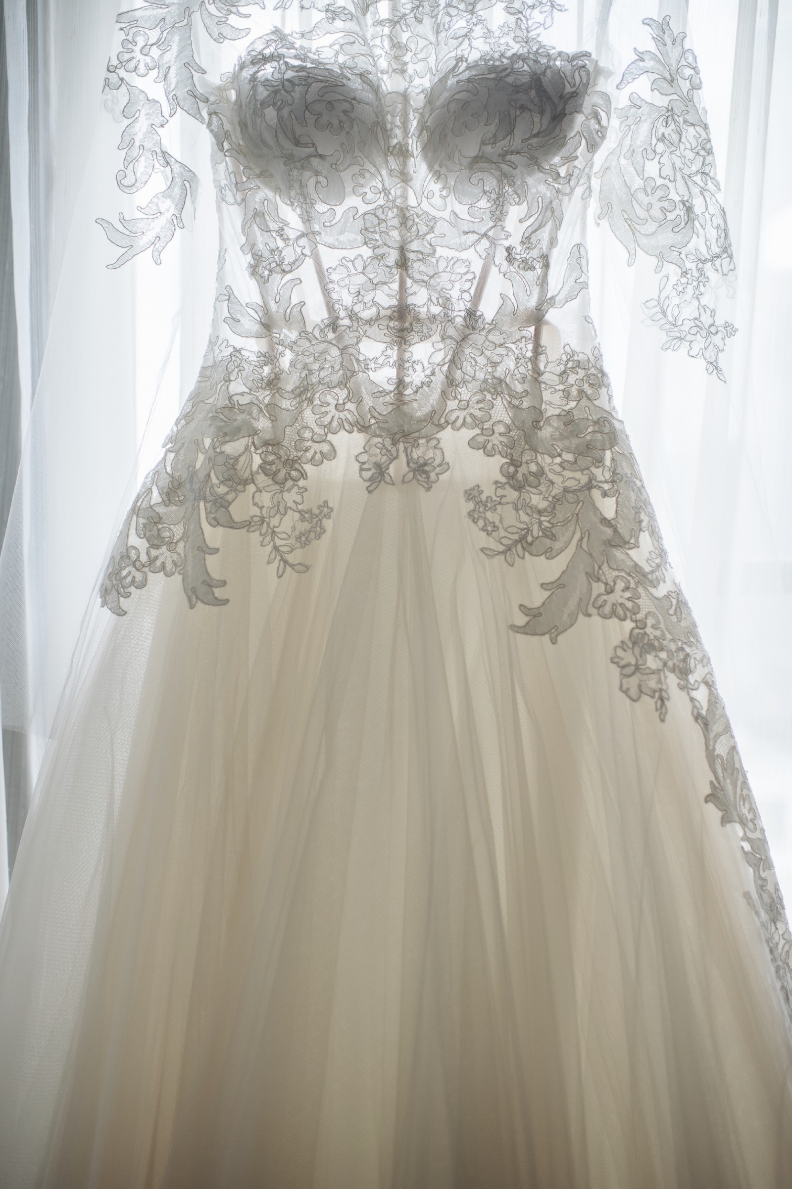 Vera Wang Olympe Second Hand Wedding Dress Save 44% - Stillwhite