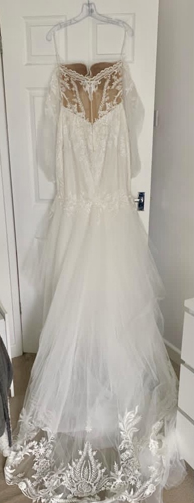 riki dalal sample sale