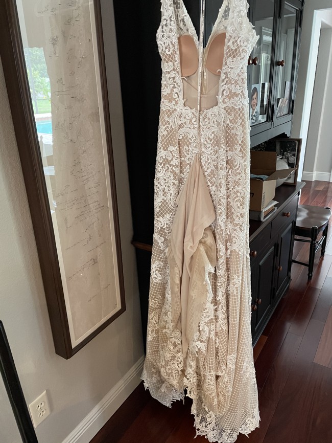 maggie sottero hailey