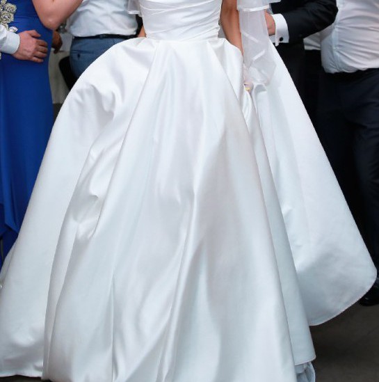 Elie Saab Bal de Vienne 2019 Used Wedding Dress Save 59% - Stillwhite