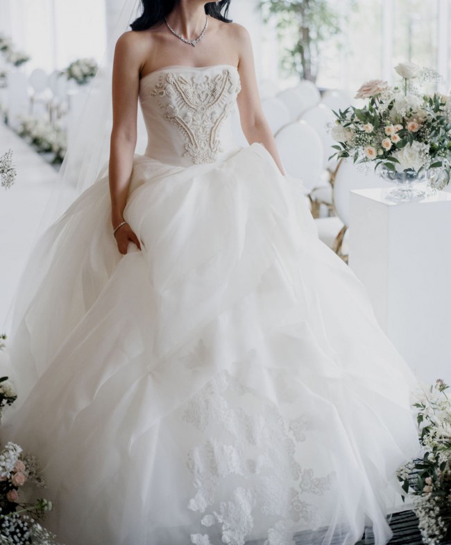 Vera Wang, White Liesel Gown Wedding Dress Save 47% - Stillwhite