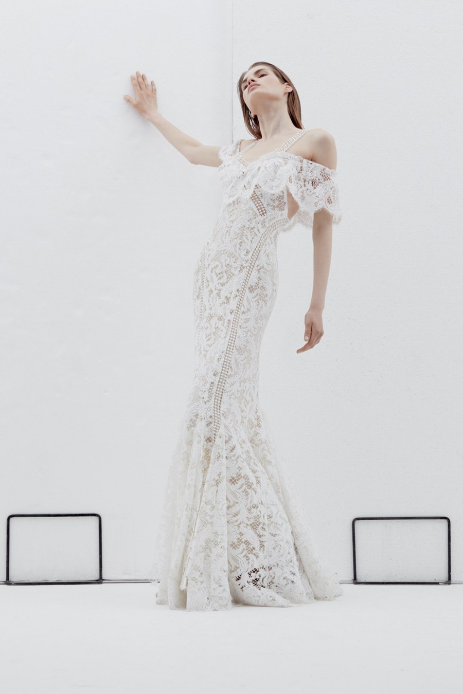 25 Lace Gowns for the Hopeless Romantic – Stillwhite Blog