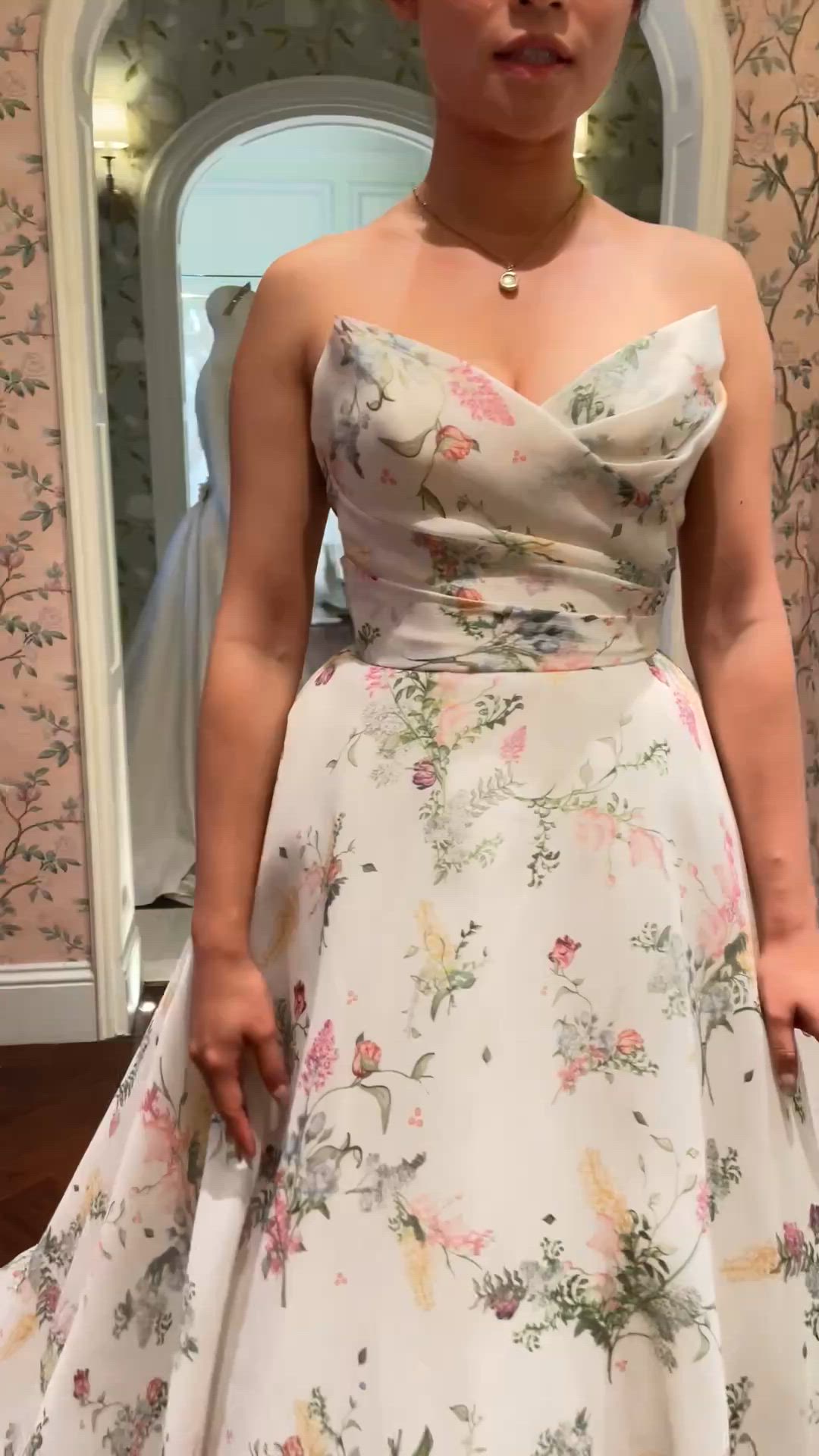 Monique Lhuillier, Bliss BL 23102