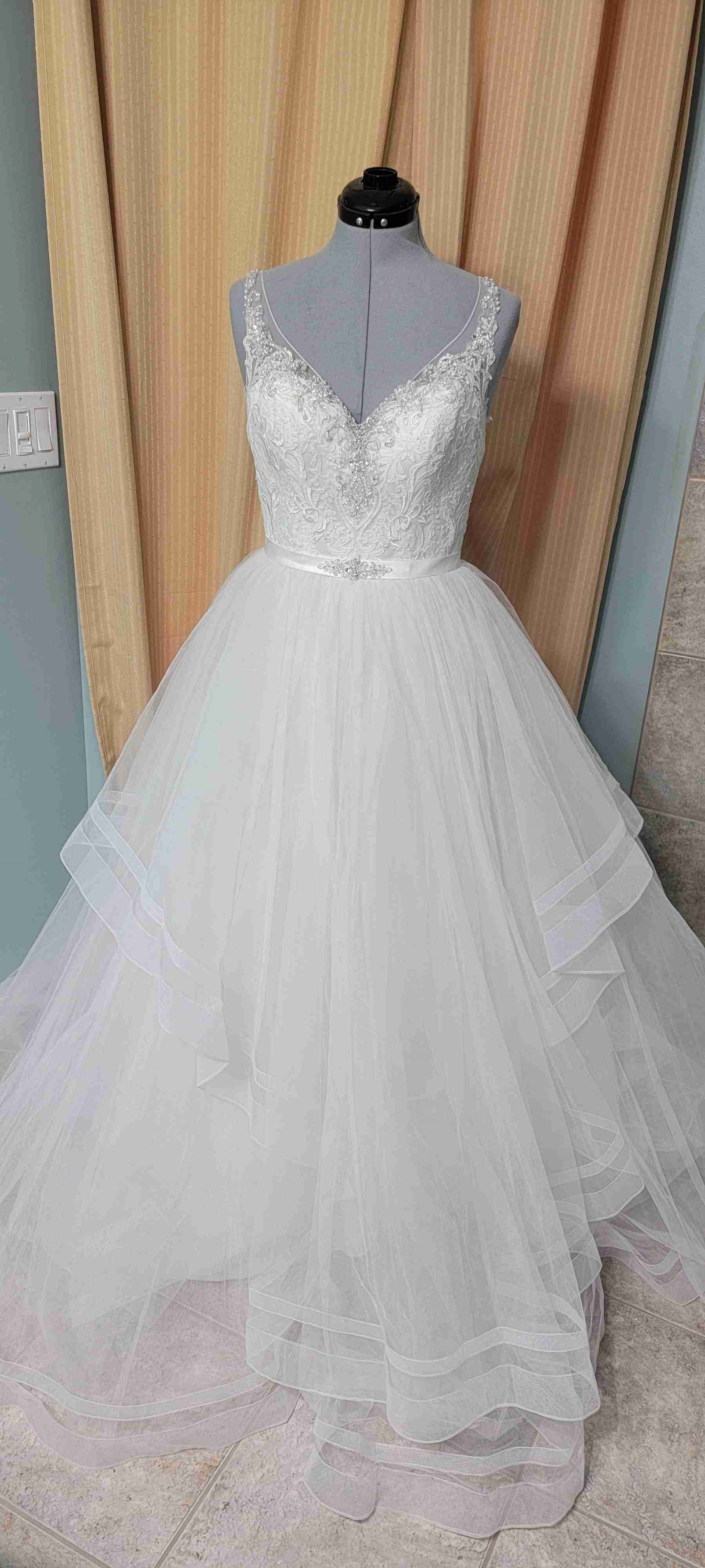 Lucent Bridal Sample Wedding Dress Save 63% - Stillwhite