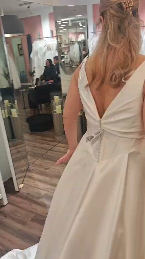Modeca Curves, Janneke
