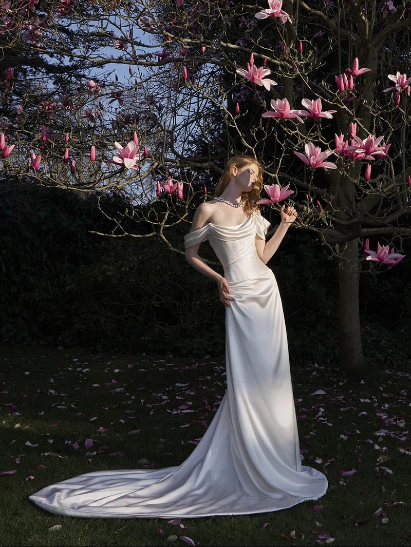 Galia Lahav Galia Lahav