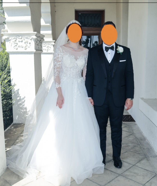 DeKlaire Bridal L203 Wedding Veil main image 0