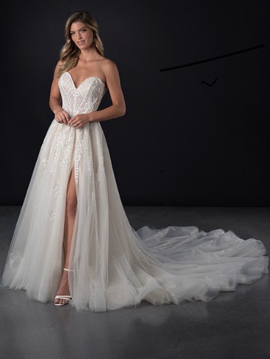 red a line homecoming dress Strapless Sweetheart Neck Lace Chiffon Wedding Dress main image 1