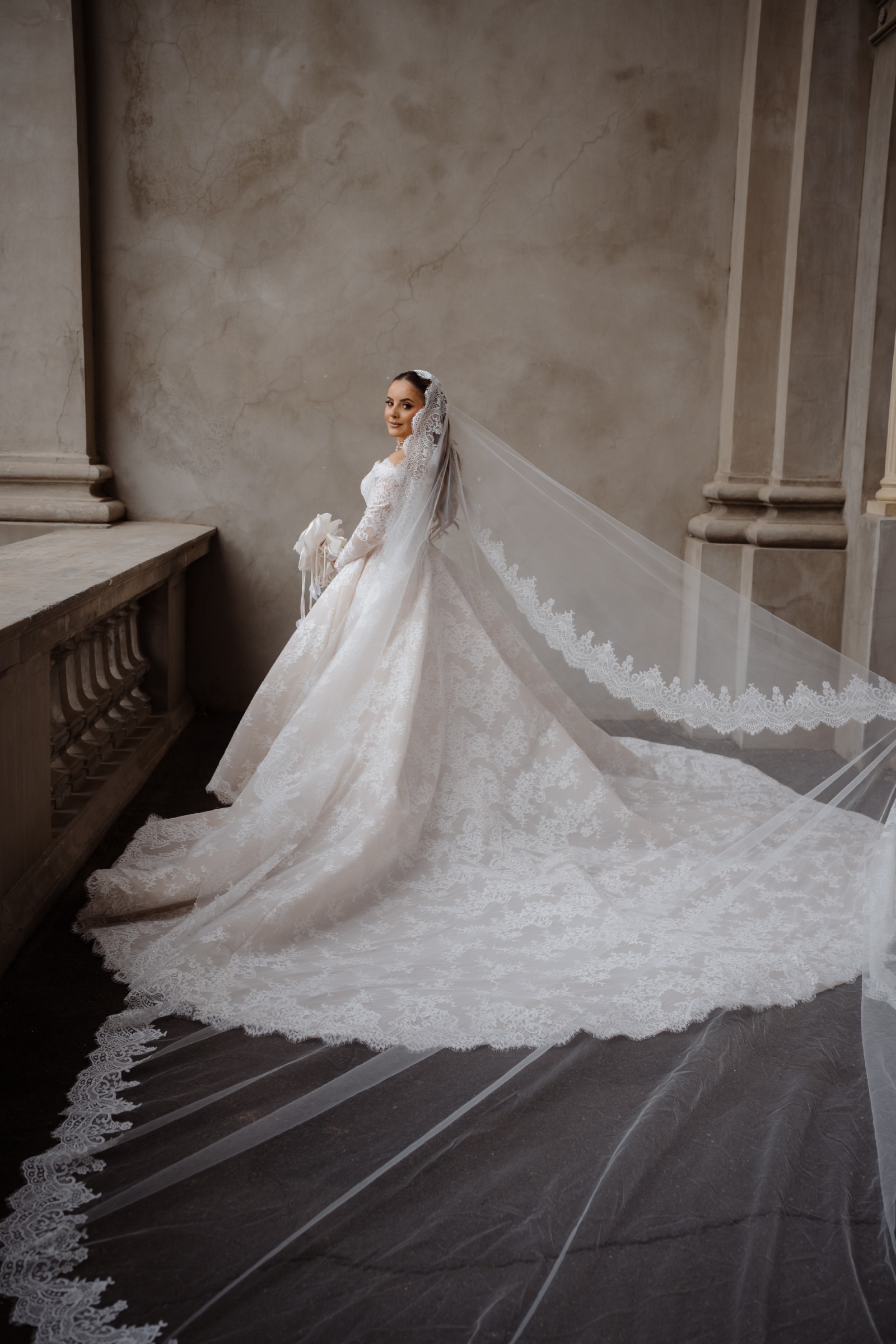 ivory and black lace wedding dress Ivory Tulle Dress Black Lace Appliqué Wedding Gown A-Line Custom Color / Floor Length / US12