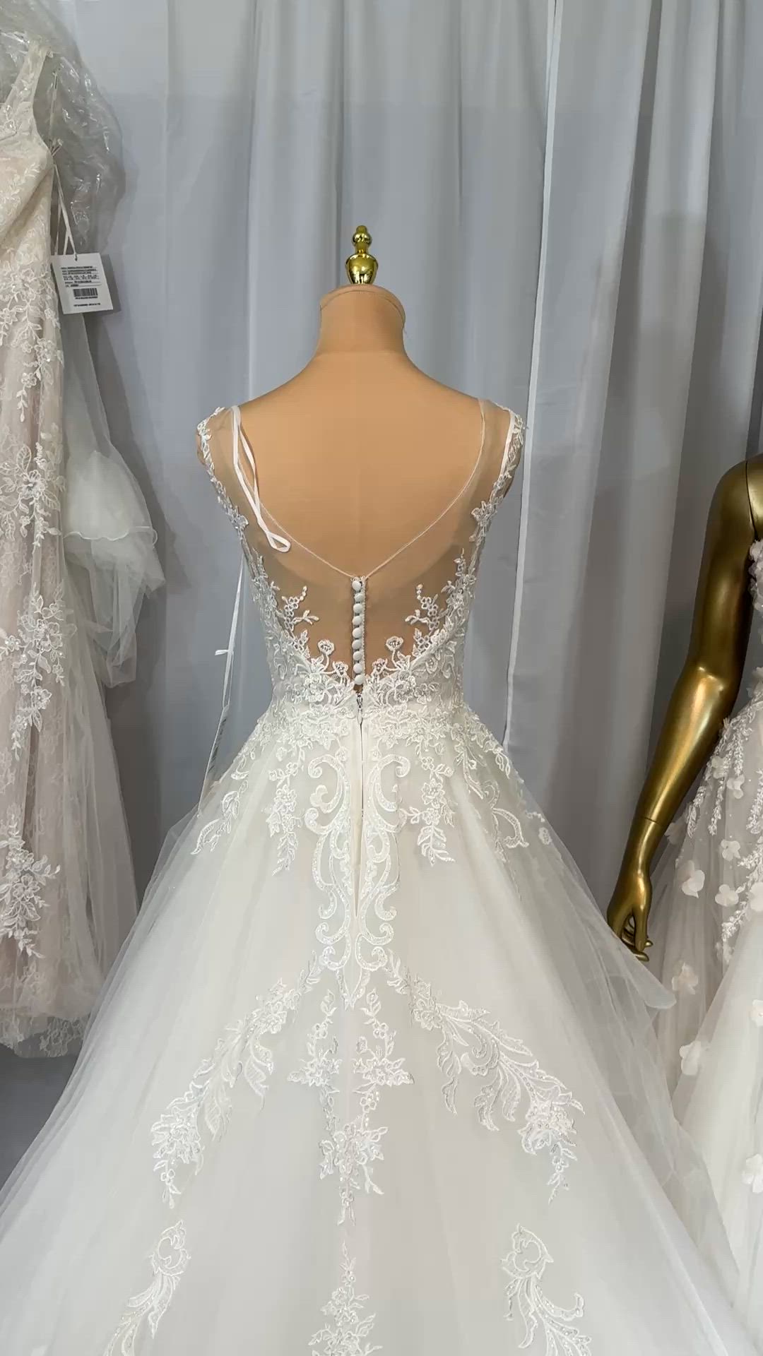 Pronovias, Tunya NWT SIze 8