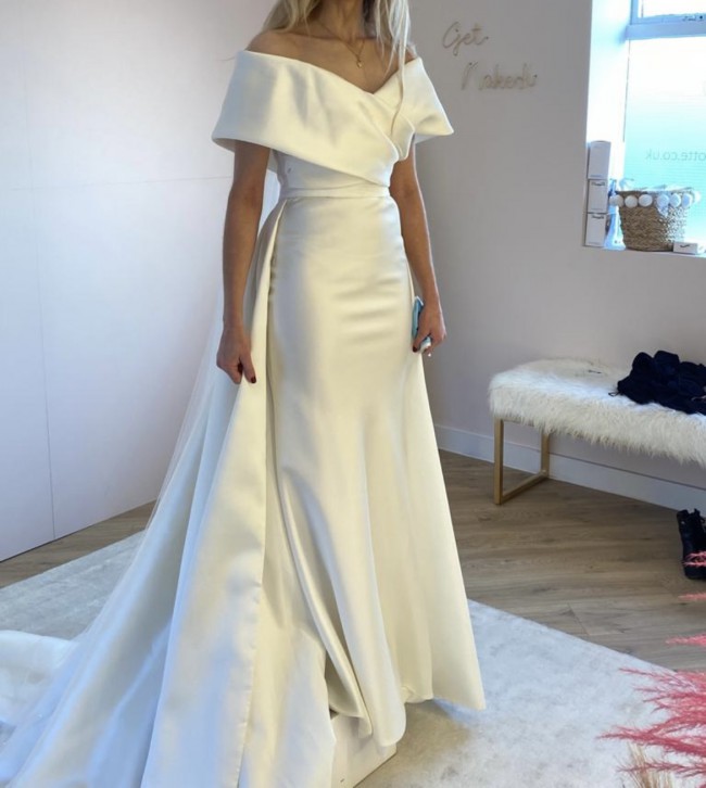 Eva Lendel Jess New Wedding Dress Save 18% - Stillwhite