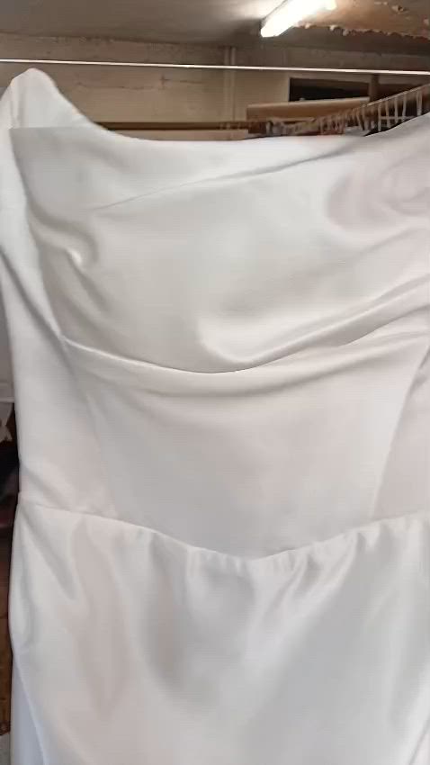 Elbeth Gillis Couture, Kayla