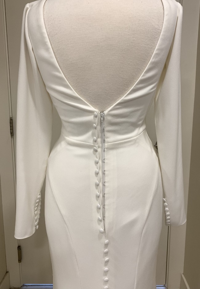 Essense of Australia D2972 Sample Wedding Dress Save 57