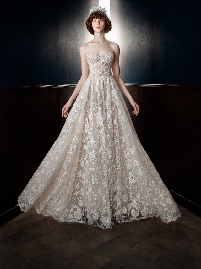 galia lahav still white