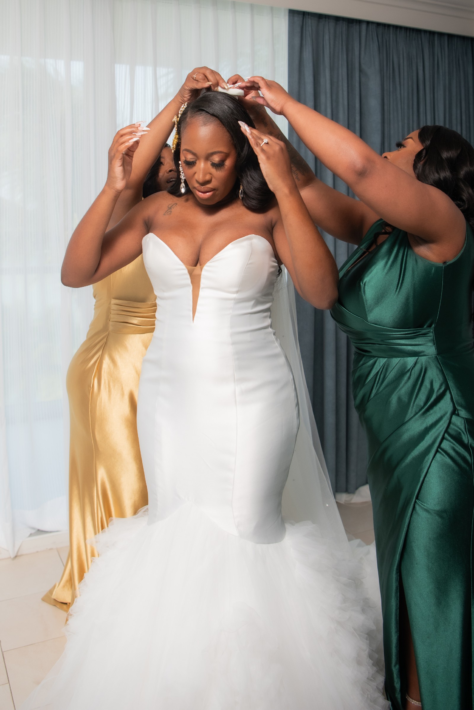 Pantora Bridal, Sol Wedding Dress Save 66% - Stillwhite