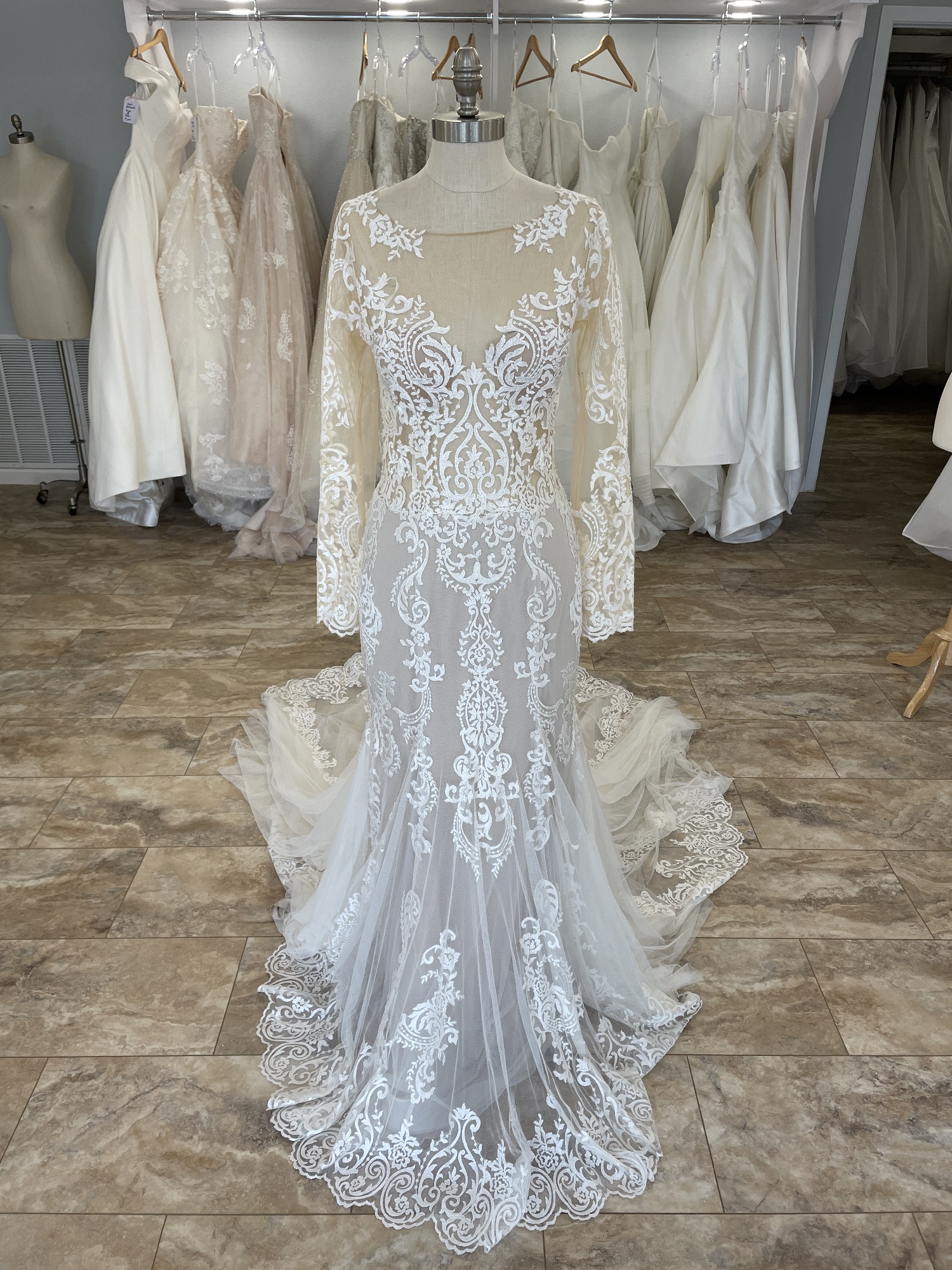 Justin Alexander Sample Wedding Dress Save 66 Stillwhite