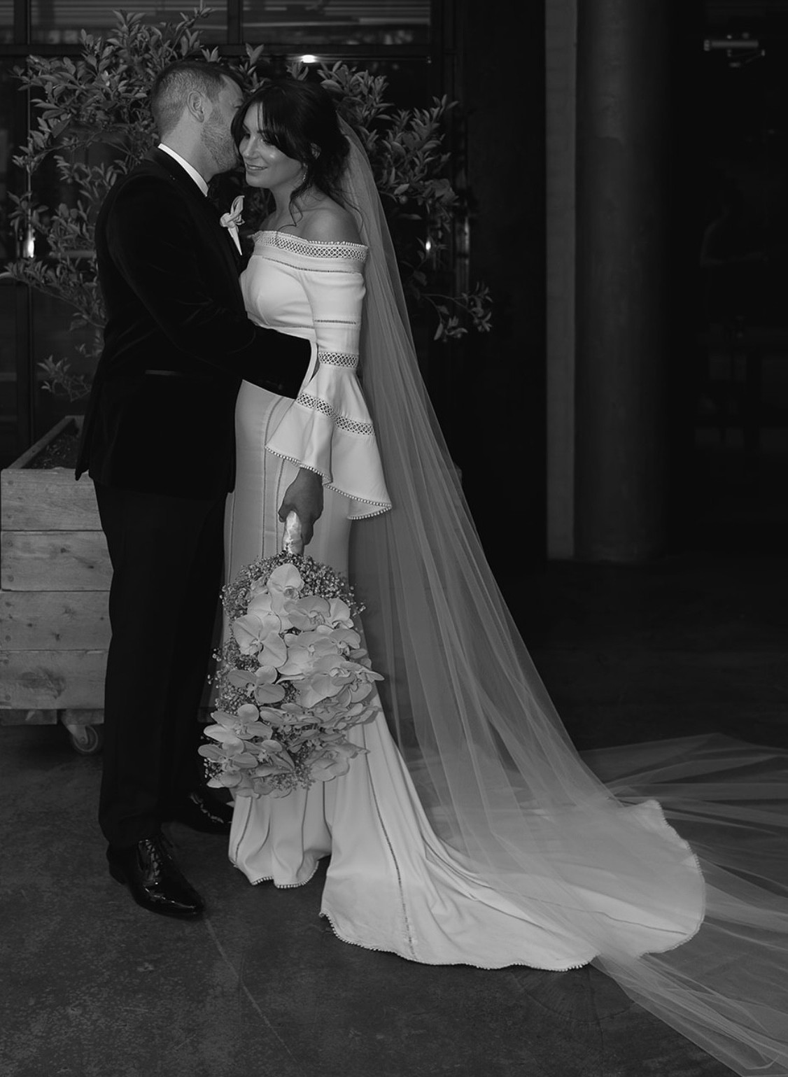 Leah Da Gloria Tilbury gown Wedding Dress Save 31% - Stillwhite