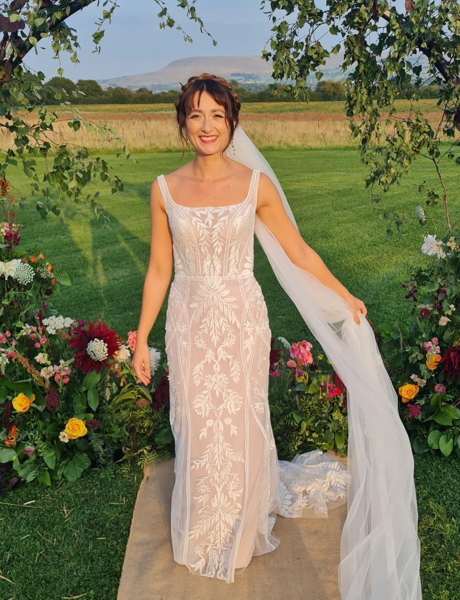 Evie Young Bridal Zola Wedding Dress Save 71 Stillwhite