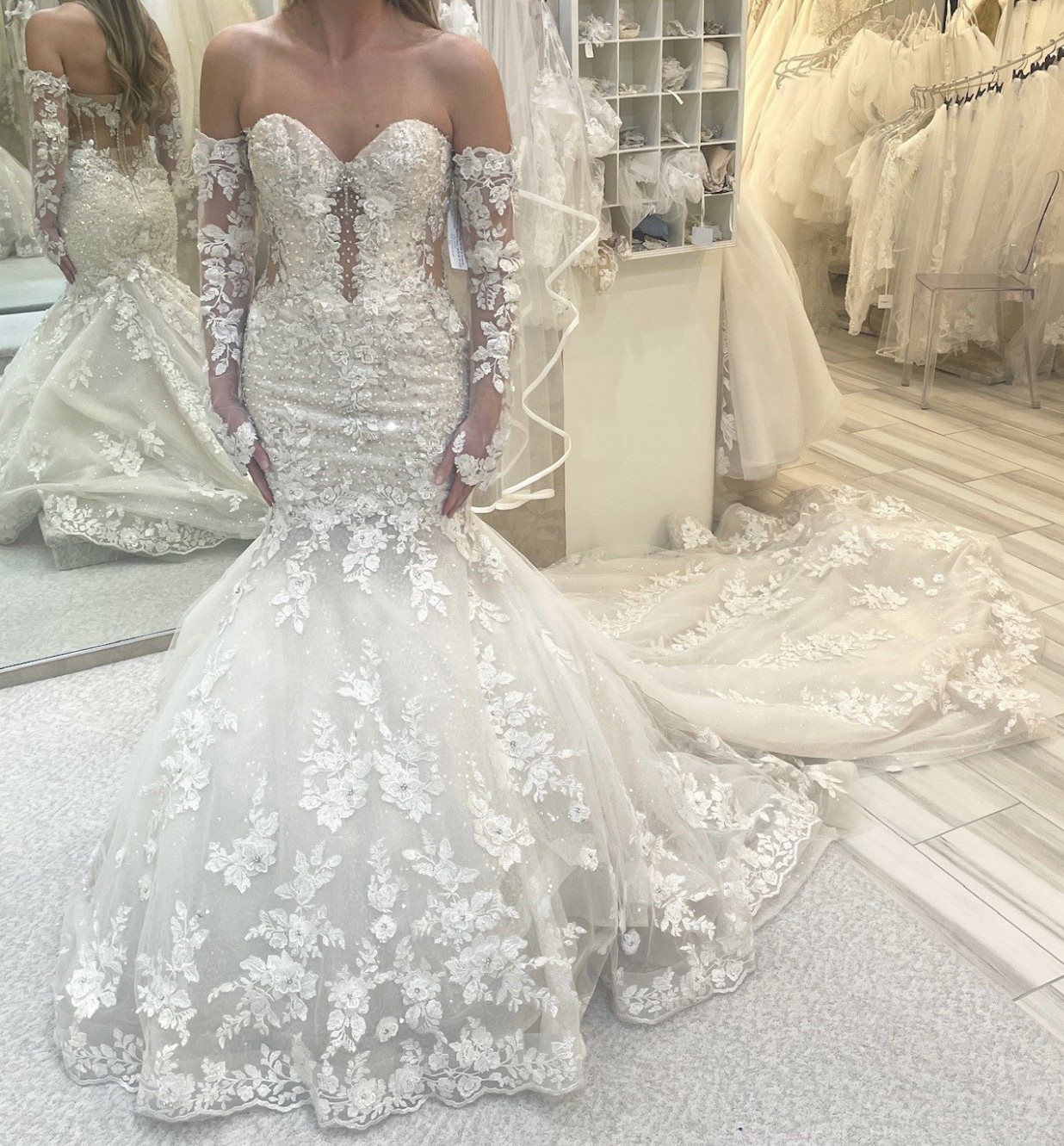 Eve of Milady 392 New Wedding Dress Save 18% - Stillwhite