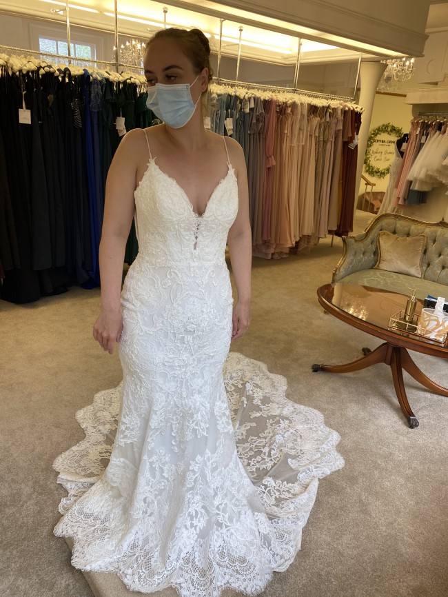 Enzoani Nini New Wedding Dress Save 50% - Stillwhite