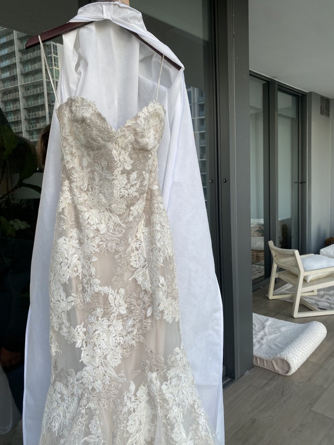 monique lhuillier larissa