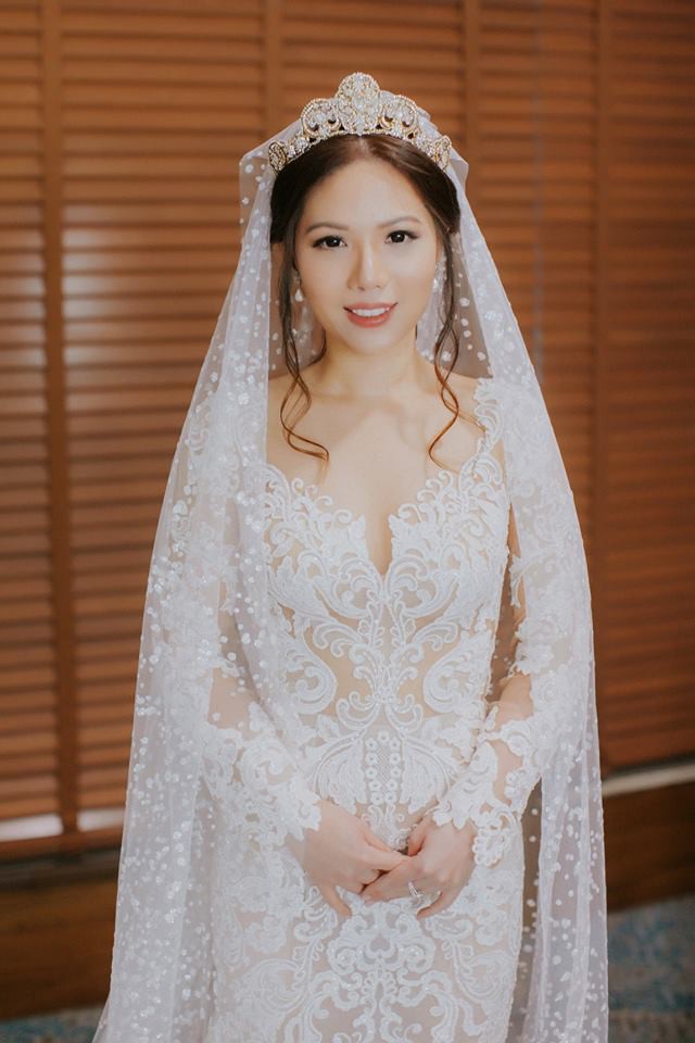 Berta Bridal Used Wedding Dress Save 75% - Stillwhite