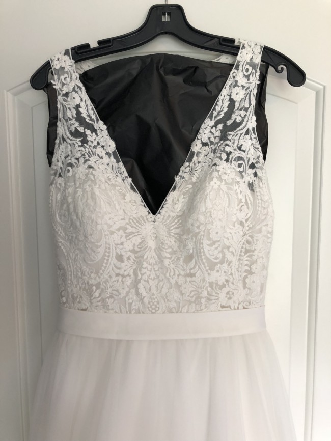 allure romance 2716
