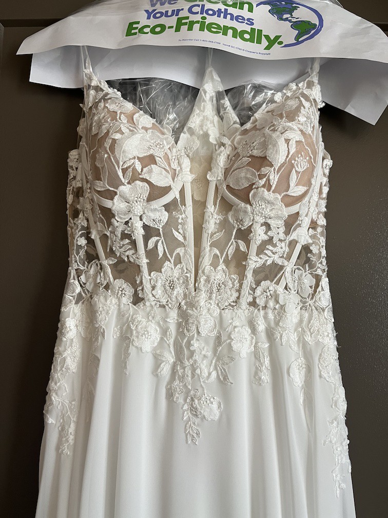 Blue By Enzoani, Parker Wedding Dress Save 64% - Stillwhite