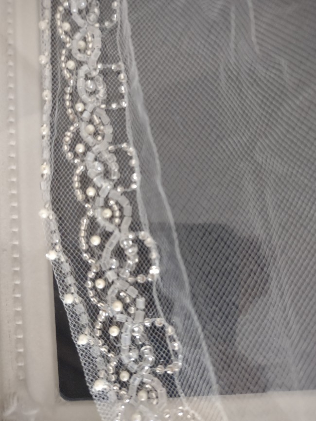 cwg749 oleg cassini