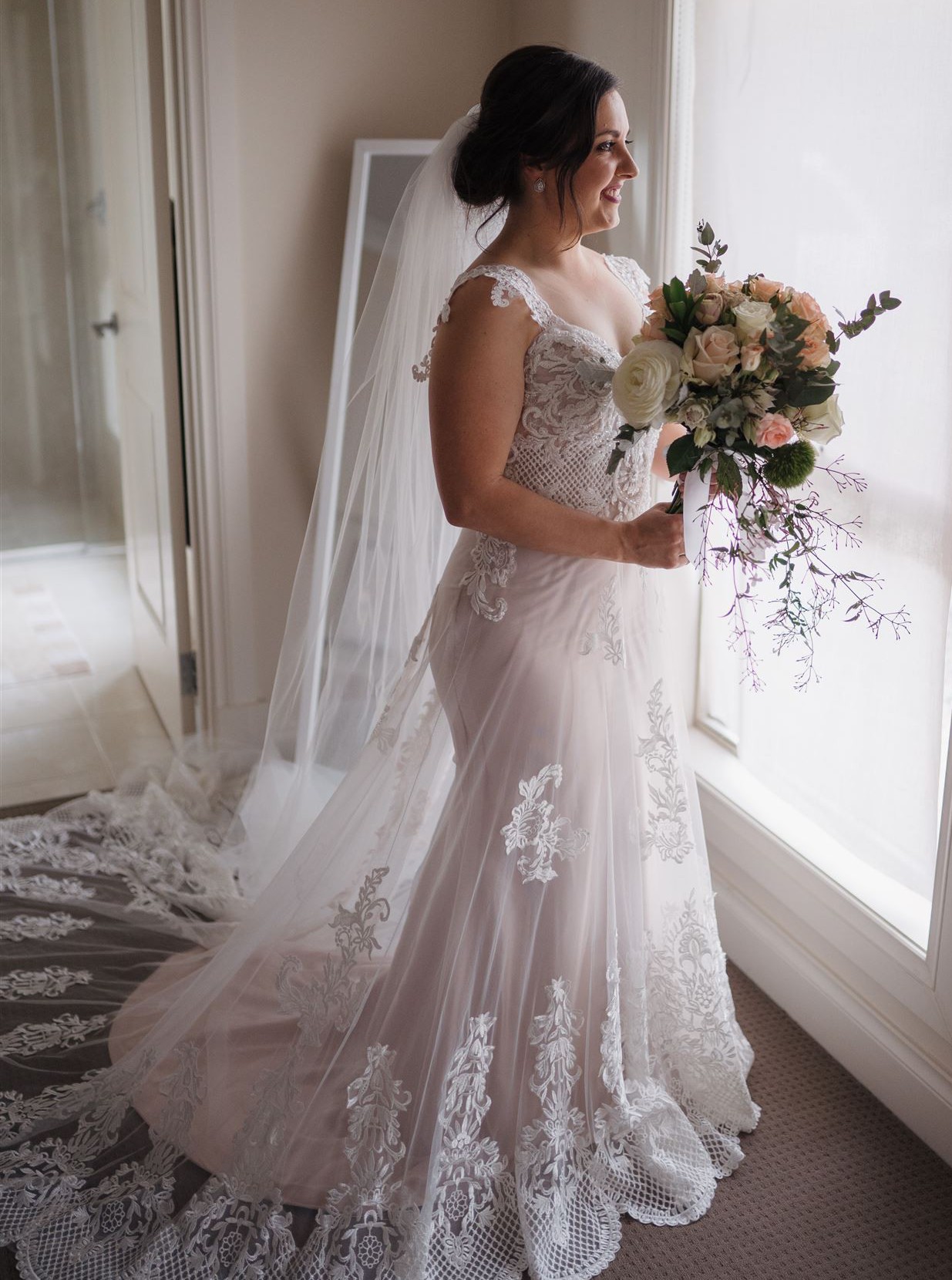 Zavana Bridal ZB6041B-1Z Used Wedding Dress Save 55% - Stillwhite