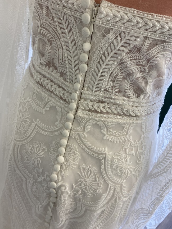 Rosa Clara Sample Wedding Dress Save 55 Stillwhite rosa-clara-sample-wedding-dress-save-55-stillwhite
