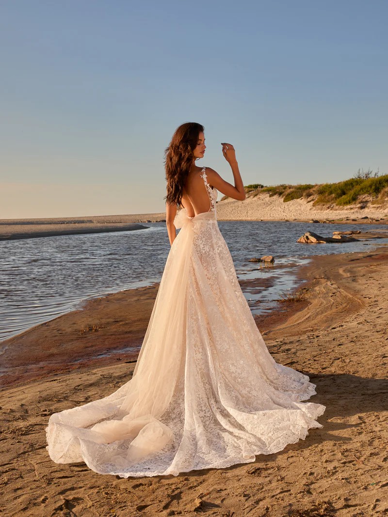 Galia Lahav Galia Lahav