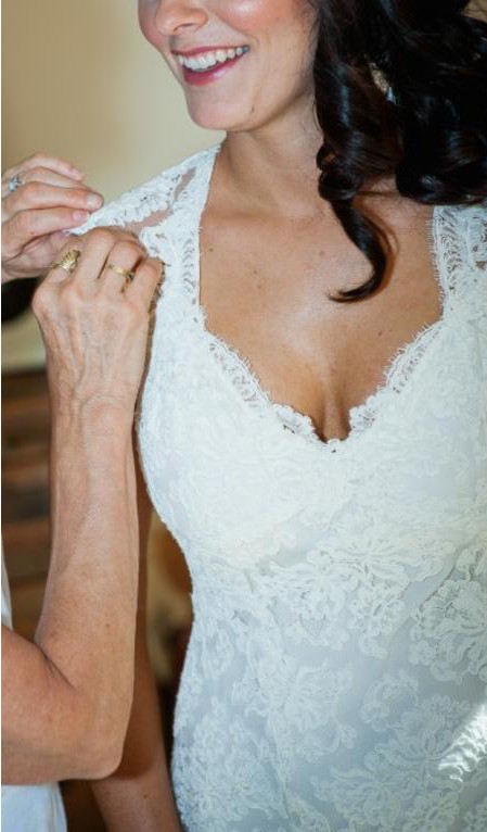 Monique Lhuillier, Scarlet Wedding Dress Save 81% - Stillwhite