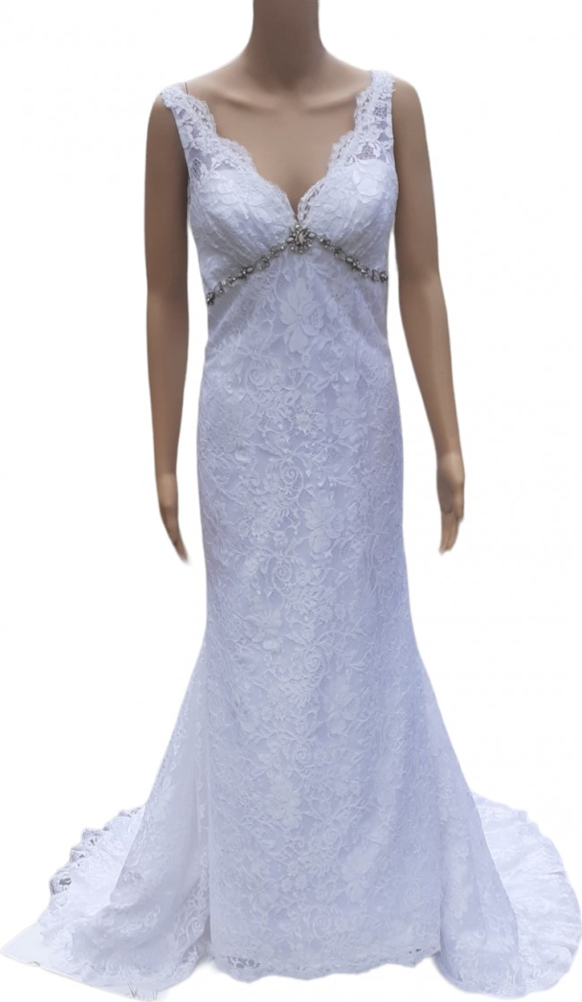 Allure Bridals 8672 Lace Floral Pattern